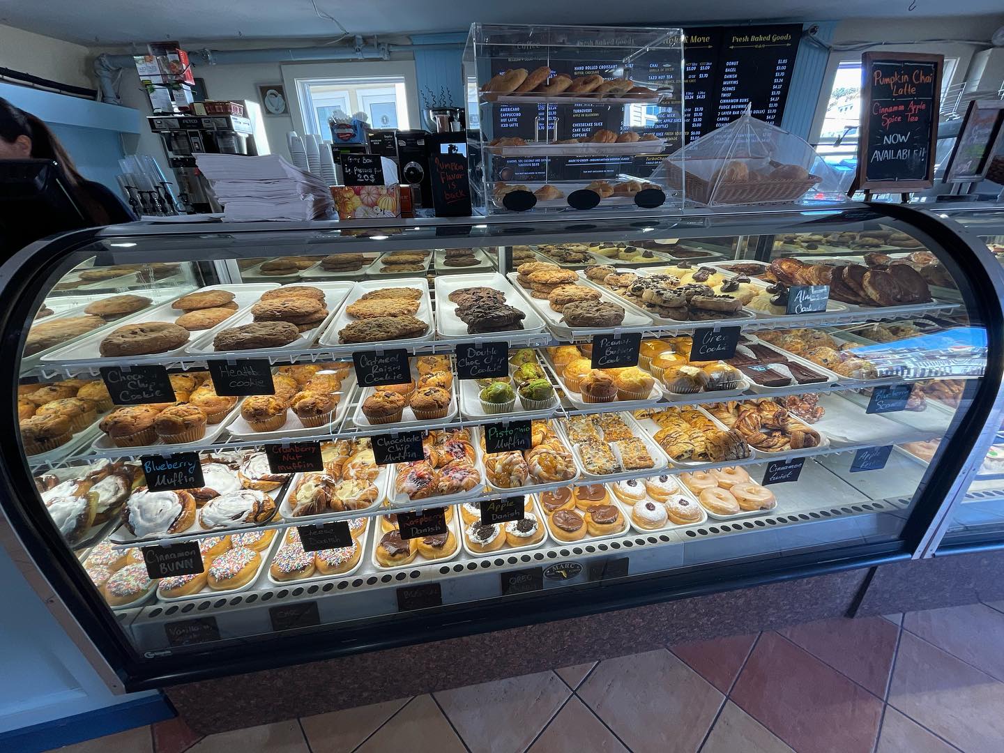 382075272_18397538953037816_2520458257254062905_n